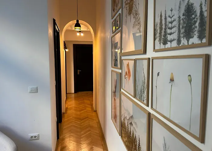 Appartamento Nature-inspired In Piata Sfatului