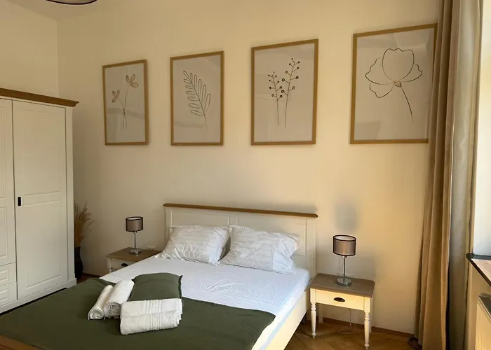 Appartamento Nature-inspired In Piata Sfatului Braşov